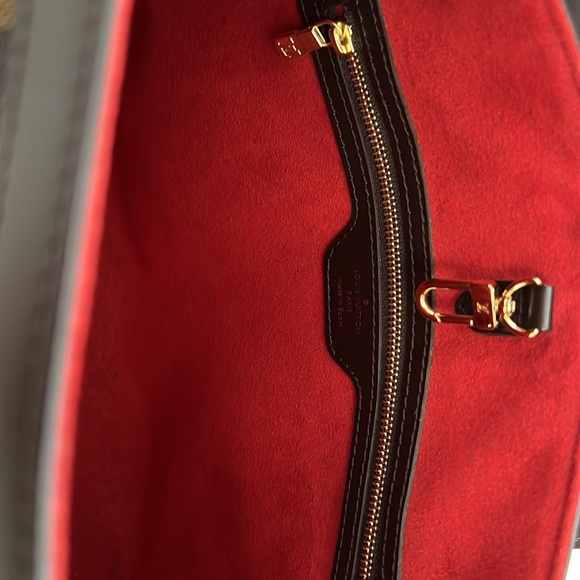 Louis Vuitton Damier Ebene Hampstead PM - Picture 6 of 16